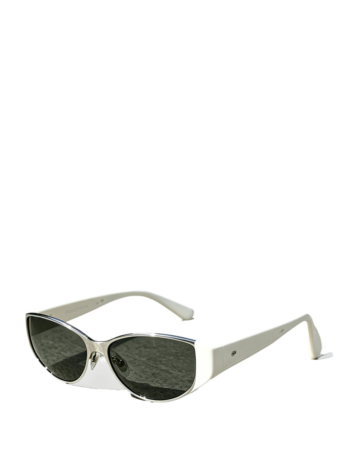 QF Futuristic Cat Eye Sunglasses